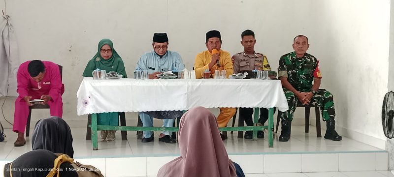 Komsos Sertu M Hadi, Hadiri Musyawarah Rancangan APBDes Teluk Sunting