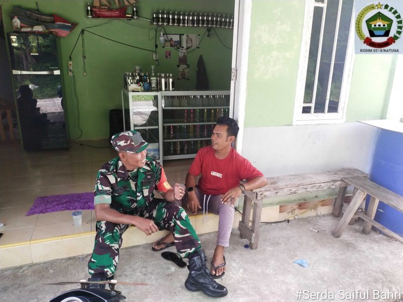 Sertu Saiful Bahri Kunjungi Desa Bayat, Lakukan Komsos Rutin Agenda Babinsa