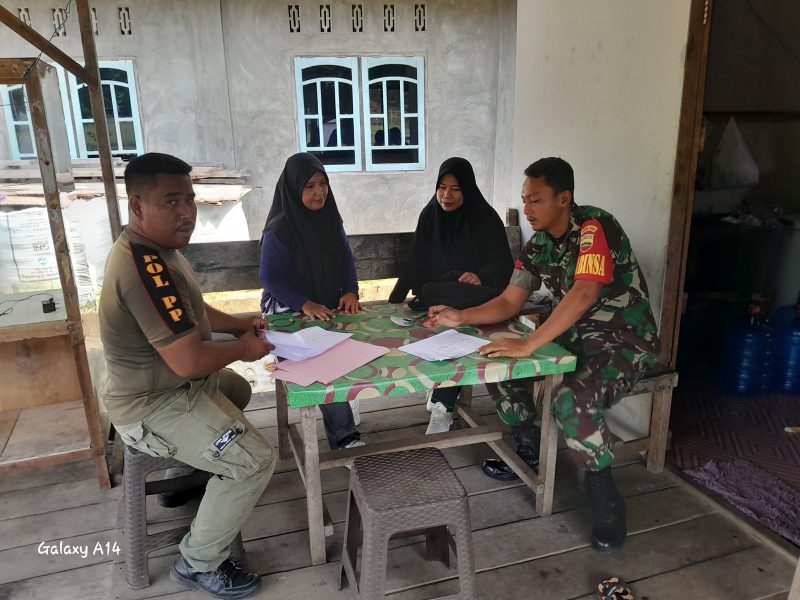 Jalankan Tupoksi Babinsa, Praka Robi Komsos di Desa Bayat