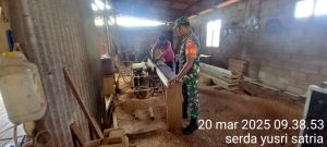 Komsos Rutin Dilaksanakan Serda Yusri Dengan Masyarakat Putik Binaannya