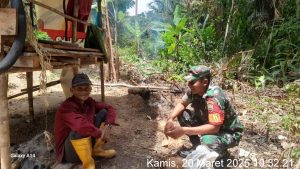 Laksanakan Perintah Atasan, Praka Robi Terus Lakukan Komsos Rutin