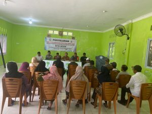 Tangan Negara Menyapa Rakyat, Babinsa Serda Fadhlin Hadiri Penyaluran BLT di Ujung Pulau Matak