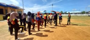 Di Tengah Panas Membara, Serda Yusri Satria Tak Henti Tempa Paskibra Muda Masa Depan Bangsa di Palmatak