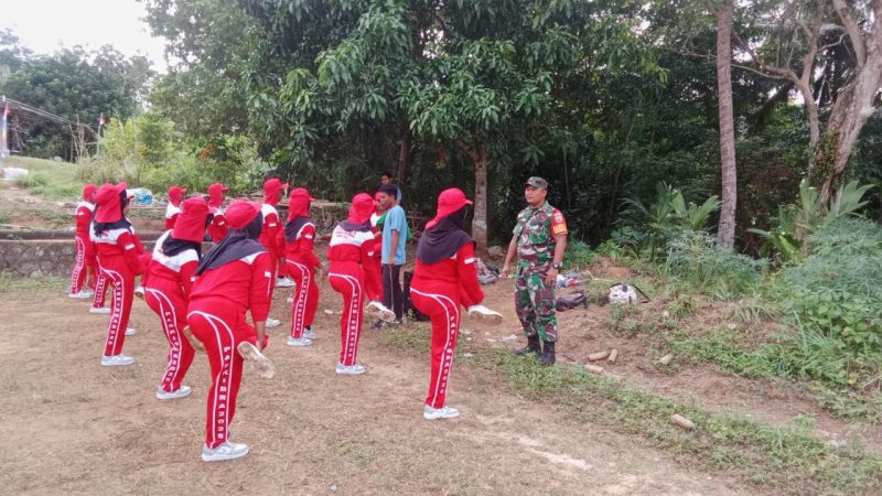 Kopda Tampubolon Tempa Jiwa Patriotisme Pelajar Kute Siantan Lewat Latihan Paskibra