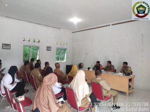 Sertu Saiful Bahri Pimpin Persiapan HUT RI ke-80 di Siantan Utara, Semangat Merah Putih Menggema