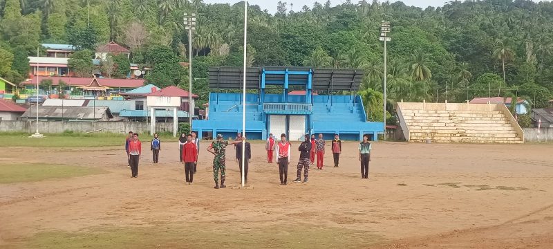 Serda Yusri Satria Panaskan Semangat Pra Paskibra SMA N 1 Palmatak di Tengah Latihan Intensif