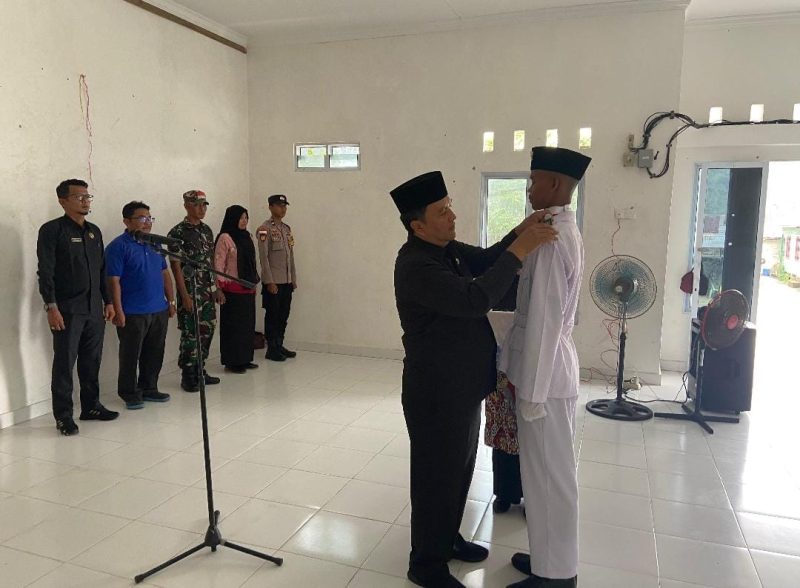 Sertu Saiful Bahri, Babinsa Palmatak yang Menyalakan Api Nasionalisme di Pengukuhan Paskibra Siantan Utara